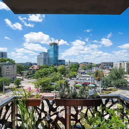 Stylish With A Bath And A Balcony In The Centre By Renters Διαμέρισμα